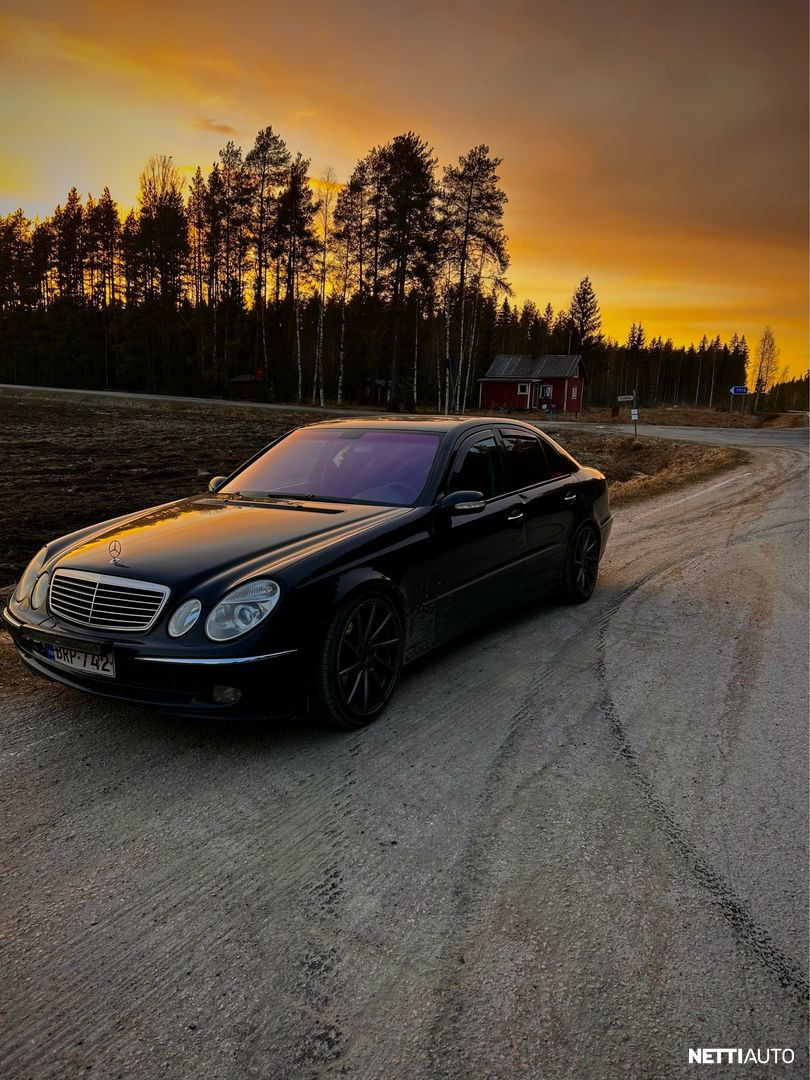 Mercedes-Benz E