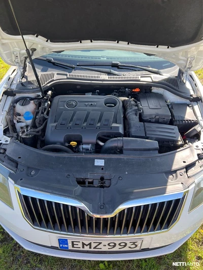 Skoda Superb 2014, photo 7/16