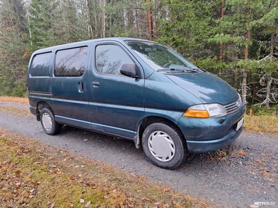 Toyota Hiace 2000, photo 7/15