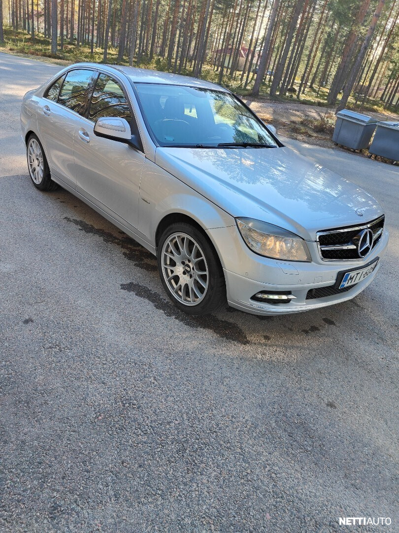 Mercedes-Benz C 220