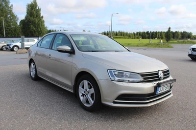 Volkswagen Jetta 2015, photo 5/10