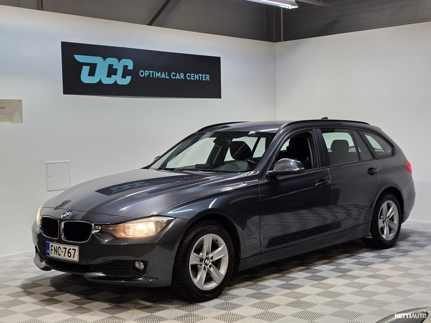 BMW 320