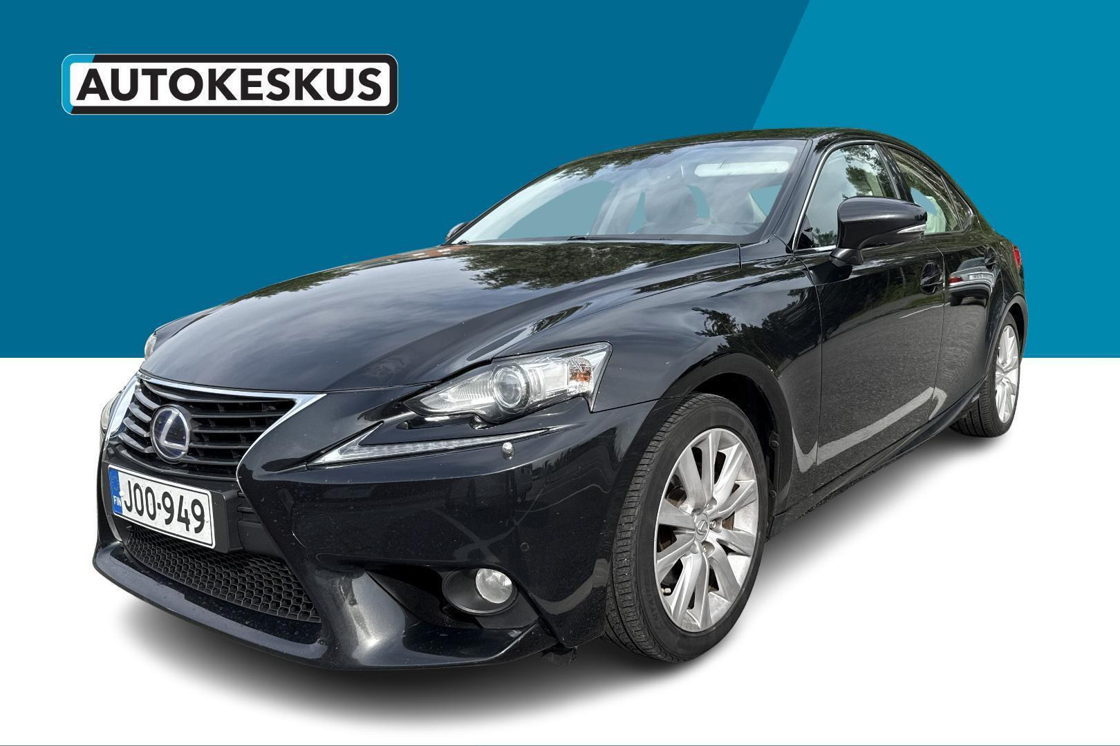 Lexus IS