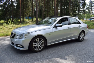 Mercedes-Benz E 220 CDI A Business 2009, photo 2/14