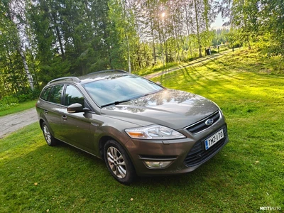 Ford Mondeo 2011, photo 1/10