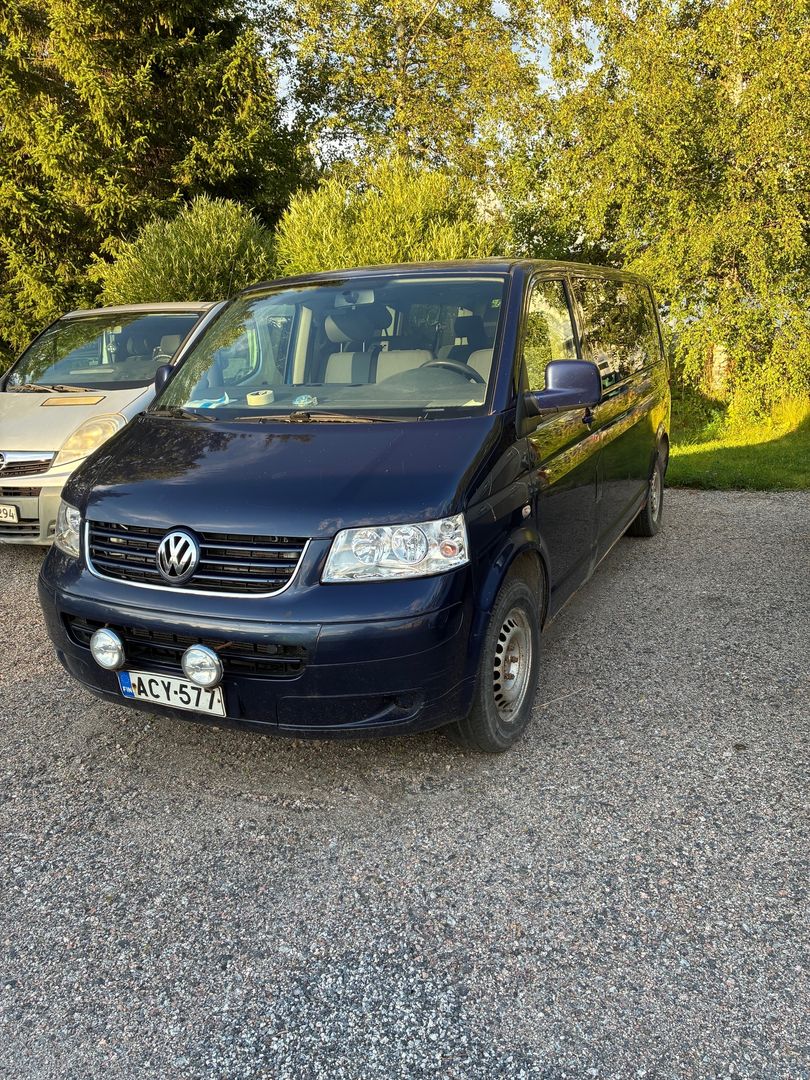 Volkswagen Caravelle