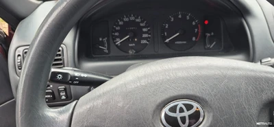 Toyota Corolla 1,4 VVT-i Linea Terra 4d 2000, photo 7/9