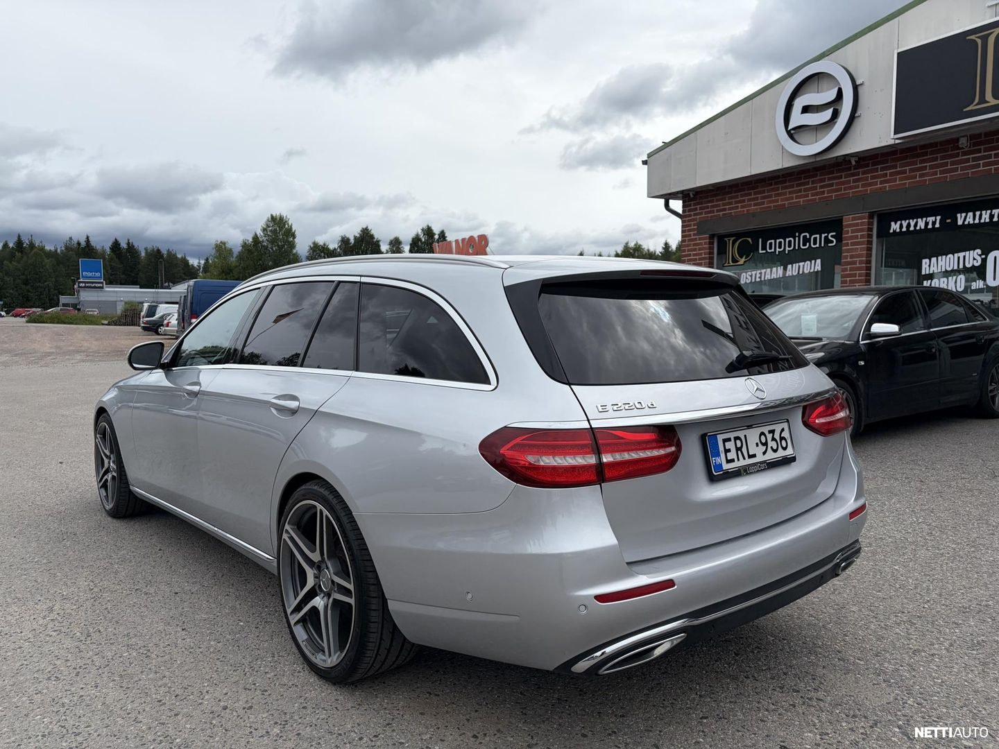 Mercedes-Benz E 2017, photo 3/22
