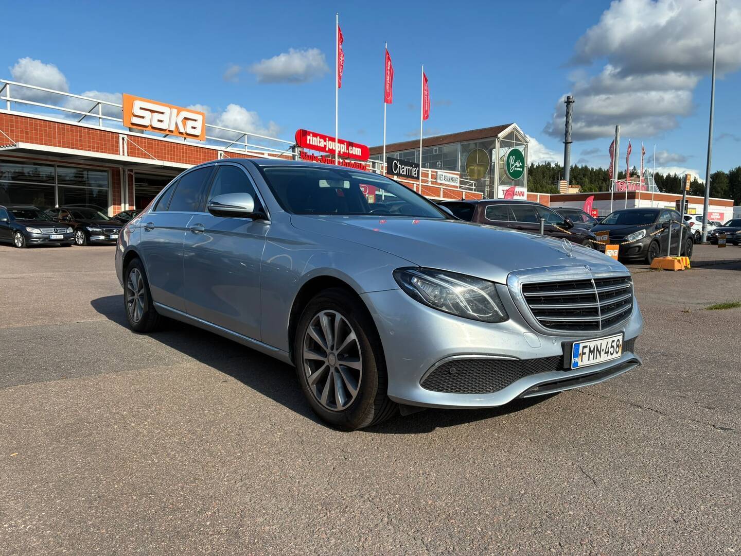 Mercedes-Benz E