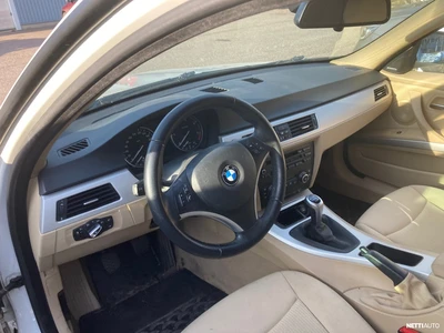 BMW 318 2009, photo 6/9