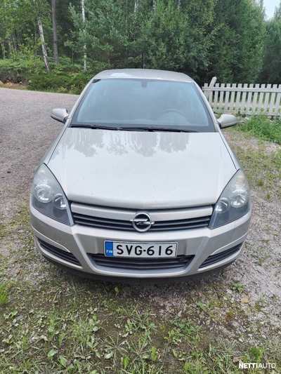 Opel Astra Hatcback 2005, kuva 3/7