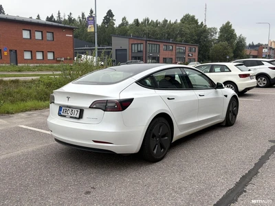 Tesla Model 3 2021, kuva 4/10