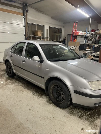 Volkswagen Bora 1,4 2002, photo 3/9