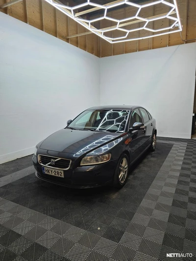 Volvo S40 2009, photo 3/17