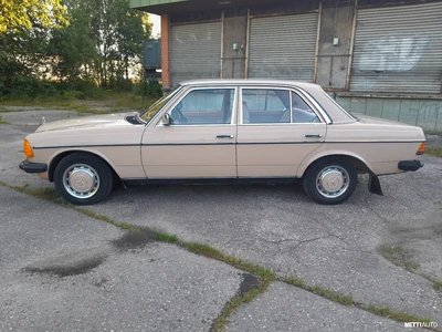 Mercedes-Benz 240 240D museorekisteröity 1983, kuva 3/17