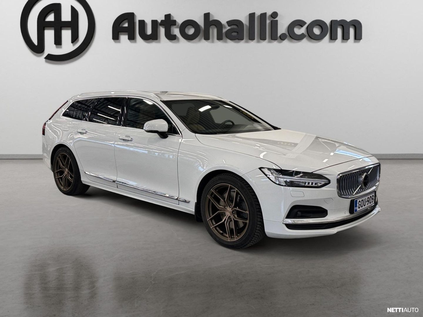 Volvo V90