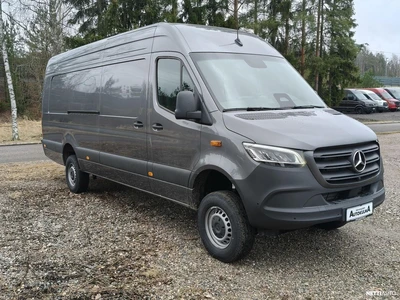 Mercedes-Benz Sprinter 2026, photo 2/9