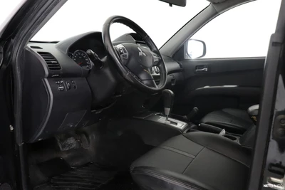 Mitsubishi L200 Double Cab 2,5 DI-D AT 2014, photo 7/18