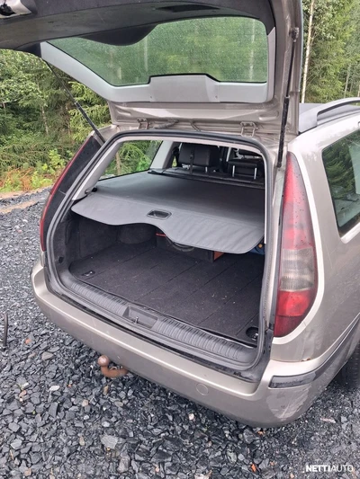Ford Mondeo 1,8i 125hv Ghia X STW 2002, kuva 7/23