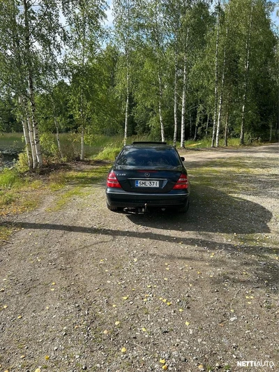 Mercedes-Benz E 2003, kuva 6/9