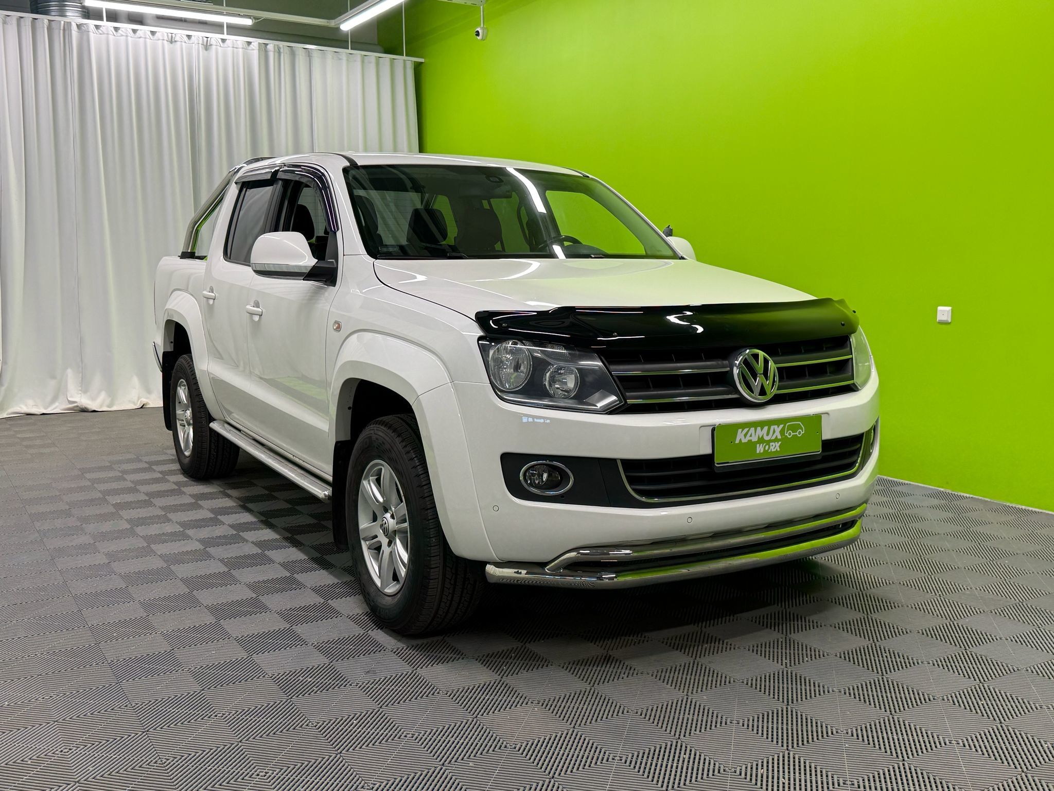 Volkswagen Amarok 2.0TDI 132kW 4MOTION Highline 5 -paikkainen Sis. ALV