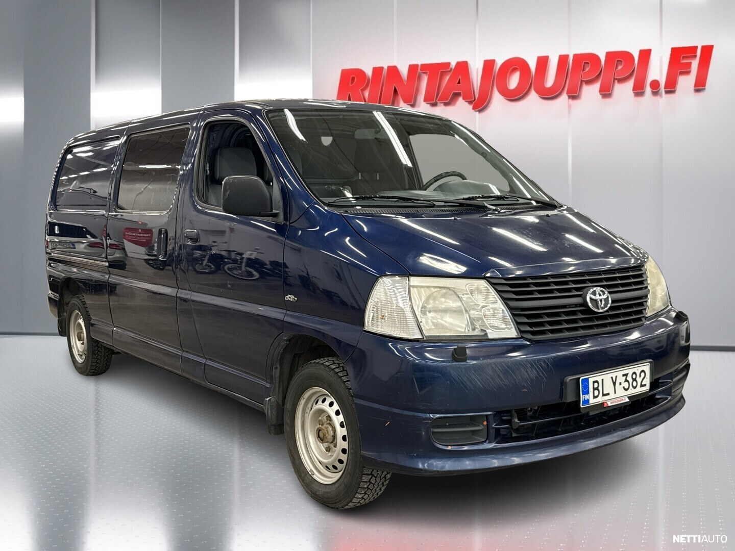 Toyota Hiace 2,5 D-4D 95 4ov pitkä
