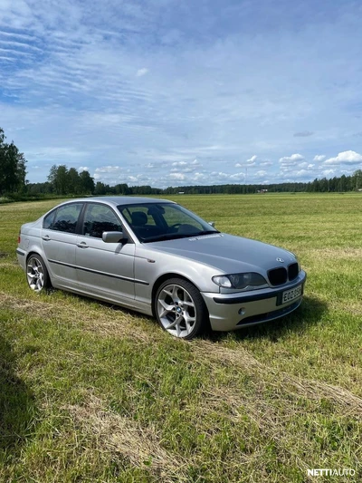 BMW 320 2004, photo 2/5