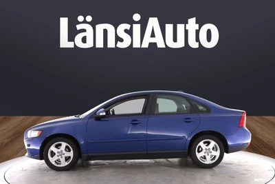 Volvo S40 1,6 Kinetic man 2010, kuva 5/47