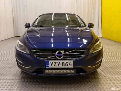 Volvo V60 D4 AWD Ocean Race 2015, photo 7/53