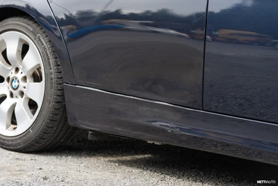 BMW 325 325i 2010, photo 7/19
