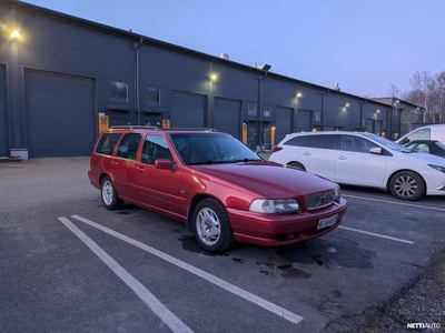 Volvo V70 2.5 20V 1998, kuva 2/8