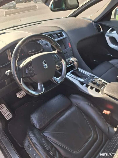 Citroen DS5 2014, kuva 3/3