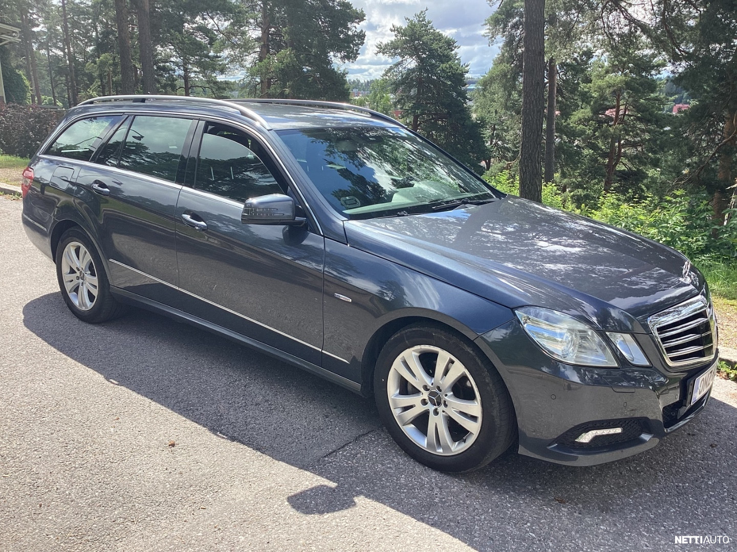 Mercedes-Benz E