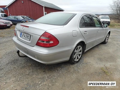 Mercedes-Benz 240 2003, photo 6/9