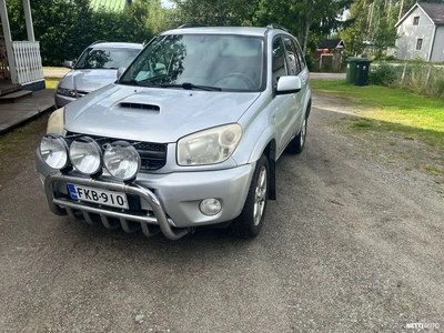 Toyota RAV4 2003, photo 1/8