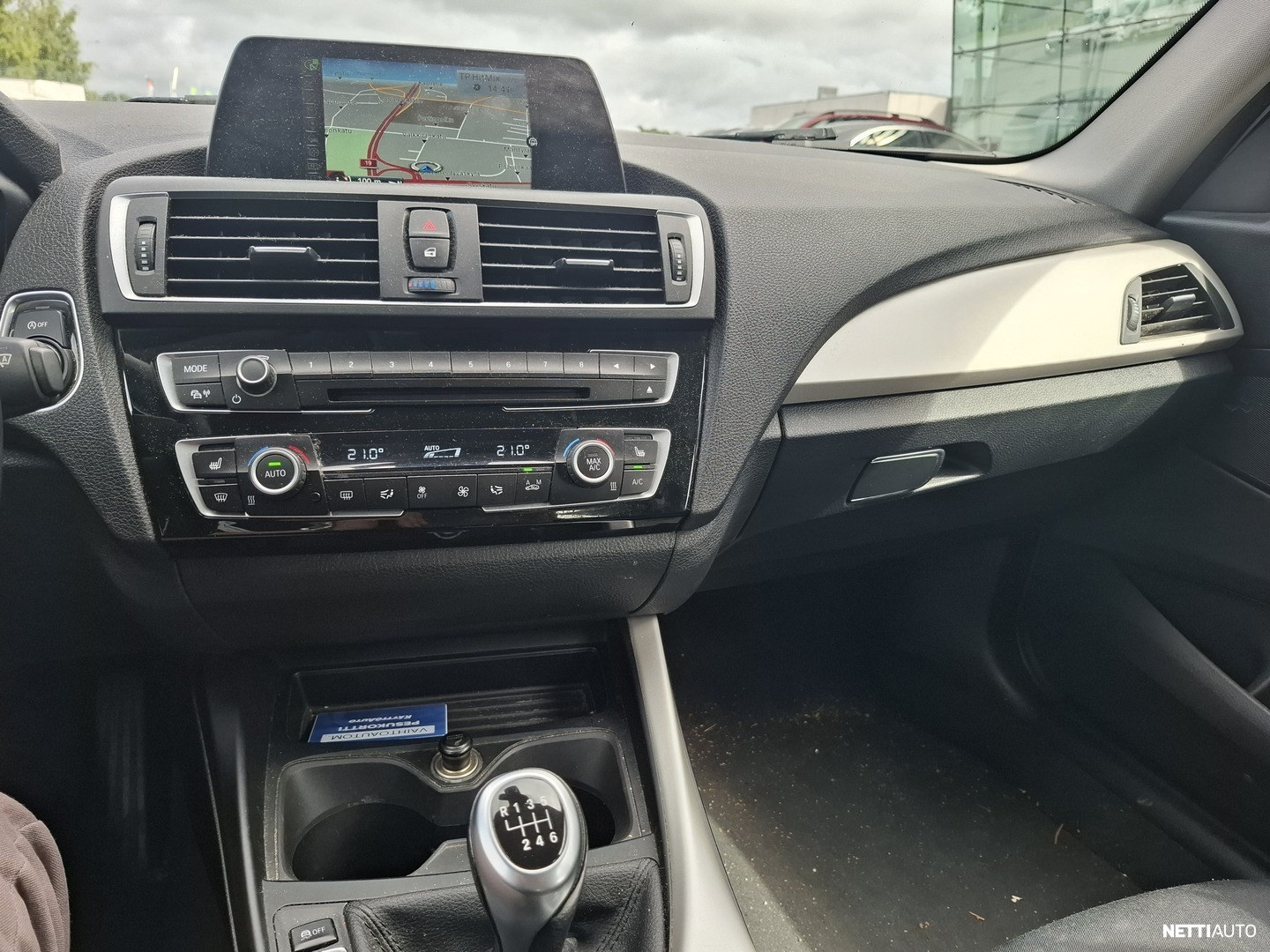 BMW 118 2017, photo 8/8