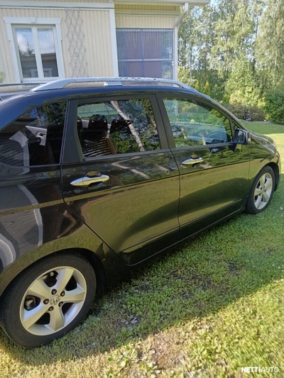 Honda FR-V 6paikkainen 2008, photo 3/12