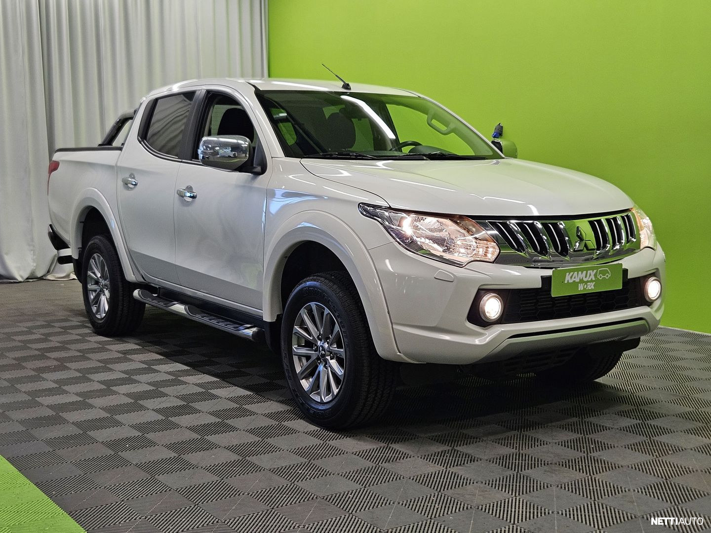 Mitsubishi L200