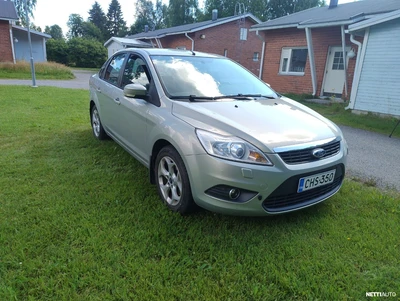 Ford Focus 2010, kuva 1/4