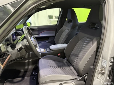 Cupra Born 150 kW 62 kWh 2024, photo 4/9