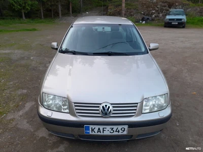 Volkswagen Bora 2004, kuva 3/7