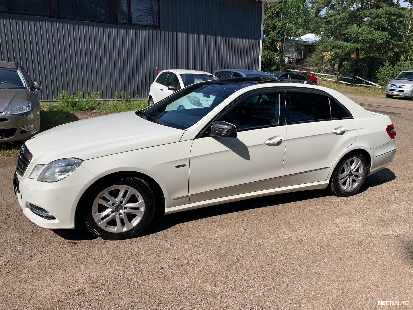 Mercedes-Benz E