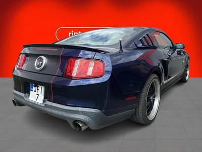 Ford Mustang 2010, kuva 3/4