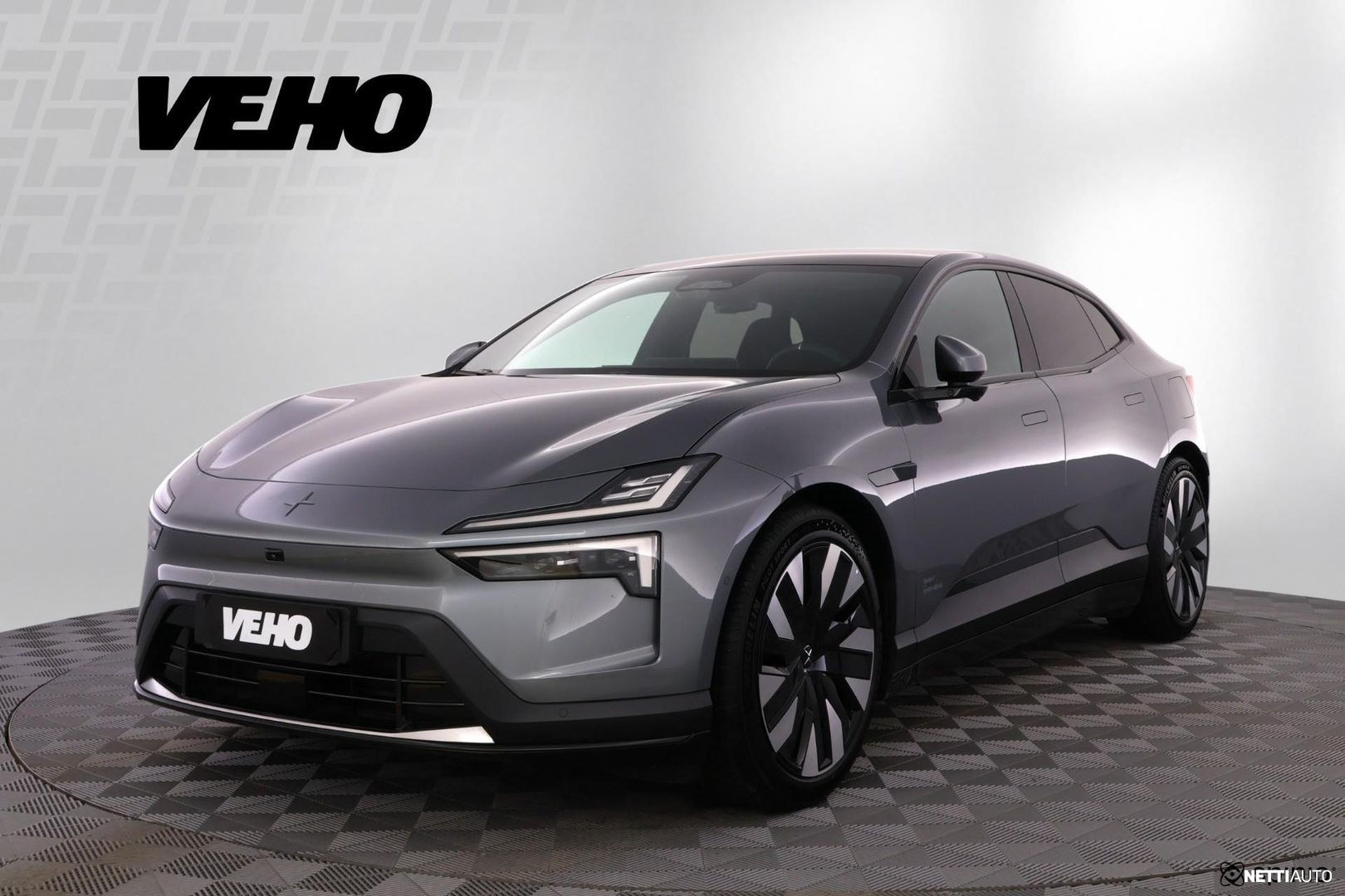 Polestar 4