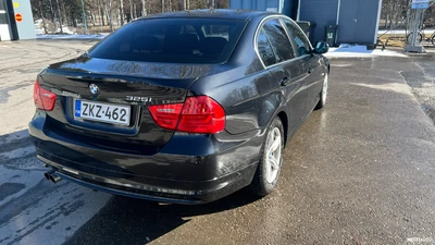BMW 325 2009, photo 2/6