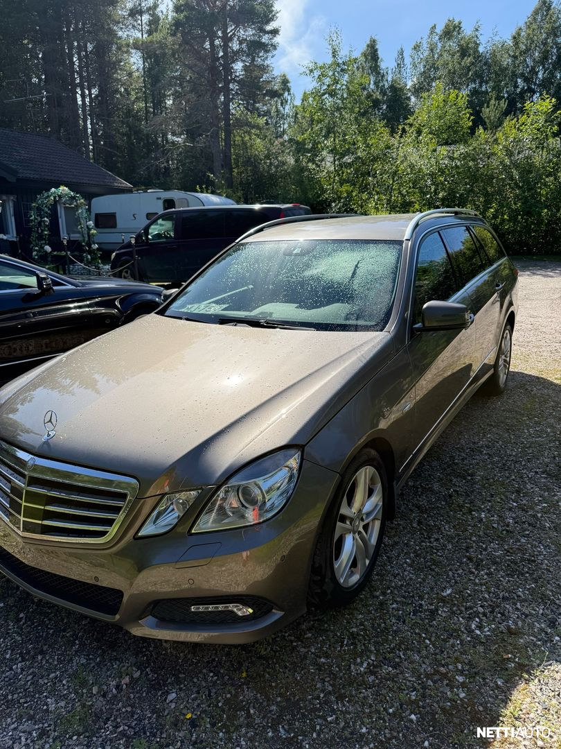Mercedes-Benz E