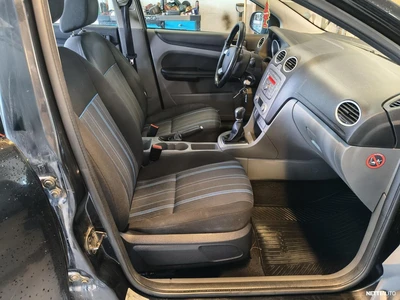 Ford Focus 2009, kuva 7/7