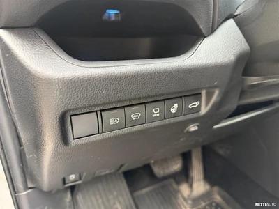 Toyota RAV4 2020, kuva 5/9