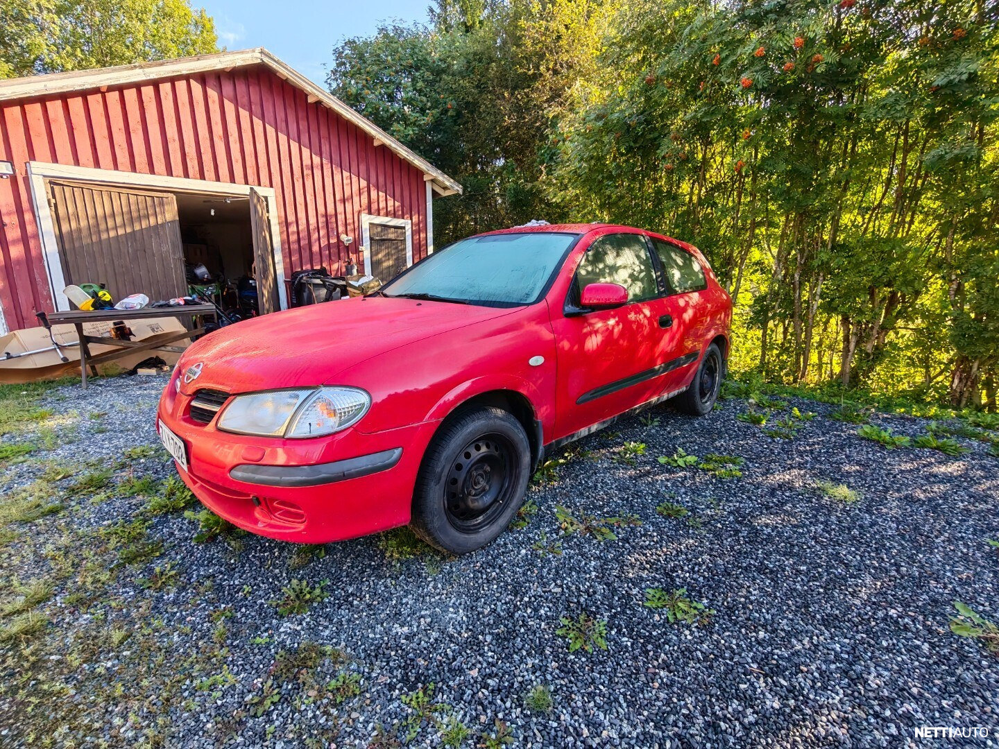 Nissan Almera