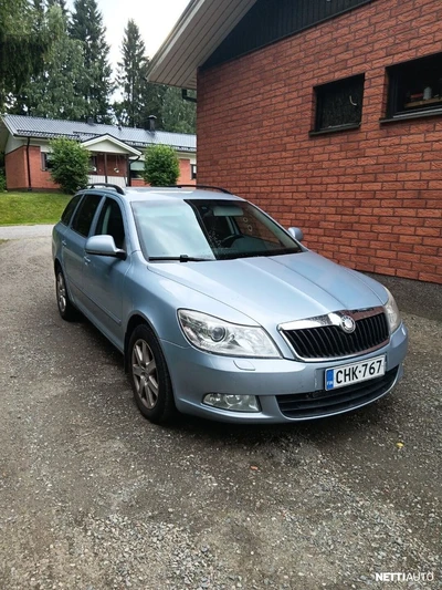 Skoda Octavia 2010, kuva 6/11